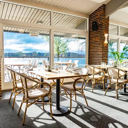 Christiansminde Hotel 4*