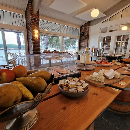 Christiansminde Hotel 4*