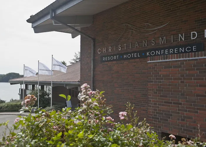 Christiansminde Hotel 4*