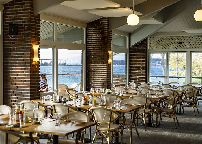 Hotel Christiansminde 4*